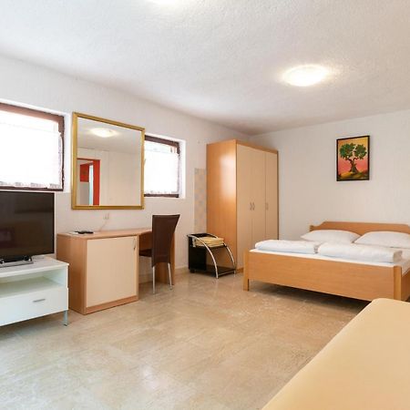 Apartment Milka Rovinj Bagian luar foto